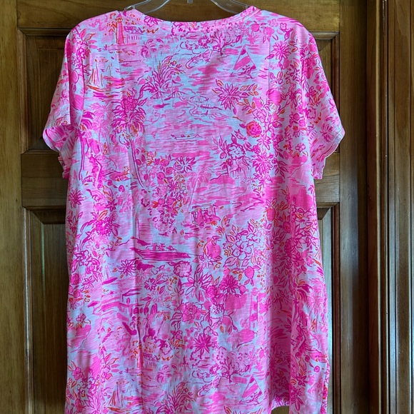 Lilly Pulitzer Vibrant Pink Patterned V-Neck Tee - Picture 2 of 2
